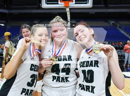 Thumbnail 3 in Cedar Park vs. Memorial (UIL 5A State Final) photogallery.