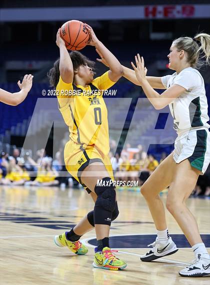 Thumbnail 2 in Cedar Park vs. Memorial (UIL 5A State Final) photogallery.
