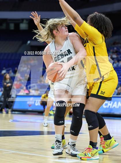 Thumbnail 2 in Cedar Park vs. Memorial (UIL 5A State Final) photogallery.
