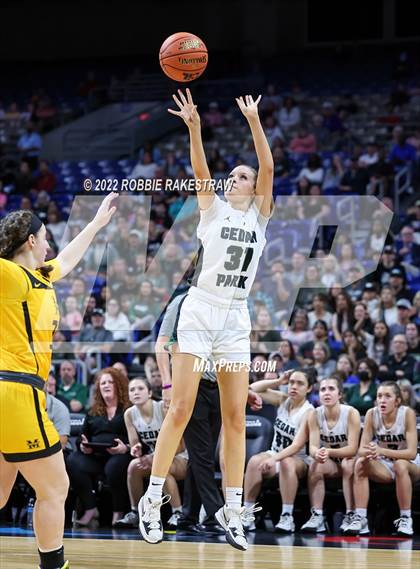 Thumbnail 1 in Cedar Park vs. Memorial (UIL 5A State Final) photogallery.