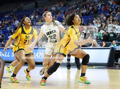 Thumbnail 3 in Cedar Park vs. Memorial (UIL 5A State Final) photogallery.