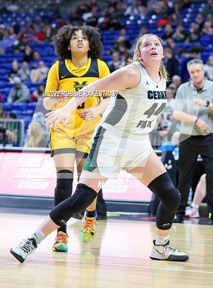 Thumbnail 2 in Cedar Park vs. Memorial (UIL 5A State Final) photogallery.