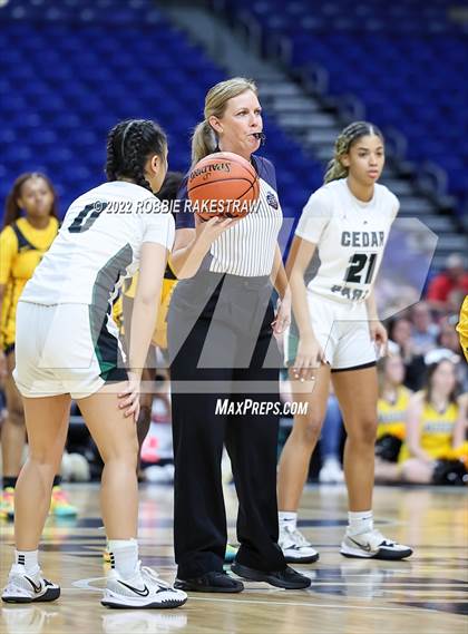 Thumbnail 3 in Cedar Park vs. Memorial (UIL 5A State Final) photogallery.