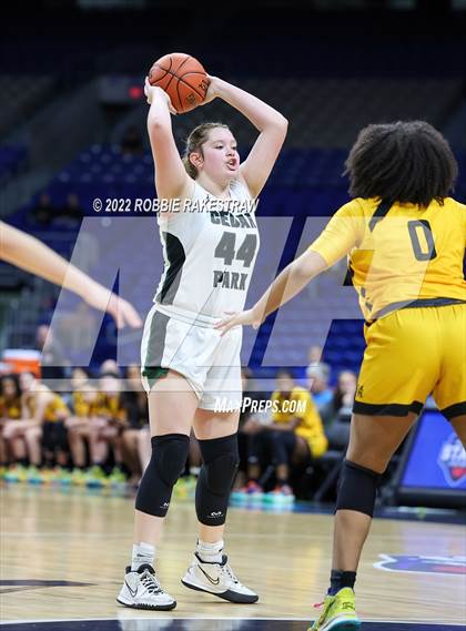 Thumbnail 1 in Cedar Park vs. Memorial (UIL 5A State Final) photogallery.