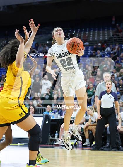 Thumbnail 1 in Cedar Park vs. Memorial (UIL 5A State Final) photogallery.