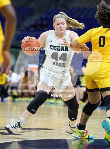 Thumbnail 1 in Cedar Park vs. Memorial (UIL 5A State Final) photogallery.