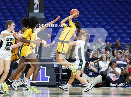 Thumbnail 2 in Cedar Park vs. Memorial (UIL 5A State Final) photogallery.