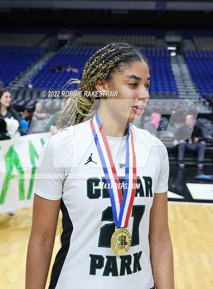 Thumbnail 3 in Cedar Park vs. Memorial (UIL 5A State Final) photogallery.
