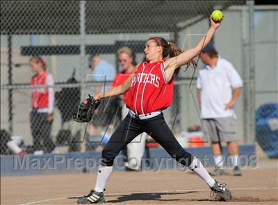Thumbnail 2 in Presentation vs. Burlingame (CIF CCS D2 Semifinal) photogallery.