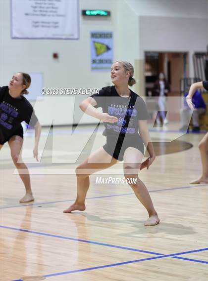 Thumbnail 1 in Mullen @ Grandview photogallery.