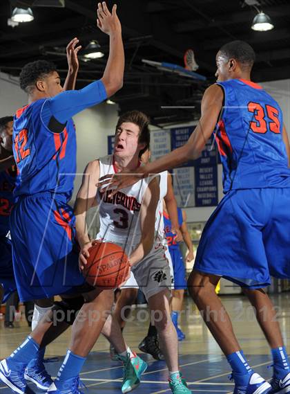 Thumbnail 2 in Rainier Beach vs. Harvard-Westlake (MaxPreps Holiday Classic) photogallery.