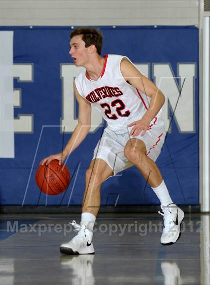 Thumbnail 1 in Rainier Beach vs. Harvard-Westlake (MaxPreps Holiday Classic) photogallery.