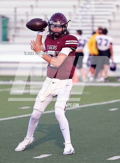 Thumbnail 1 in JV: Austin @ Dripping Springs photogallery.