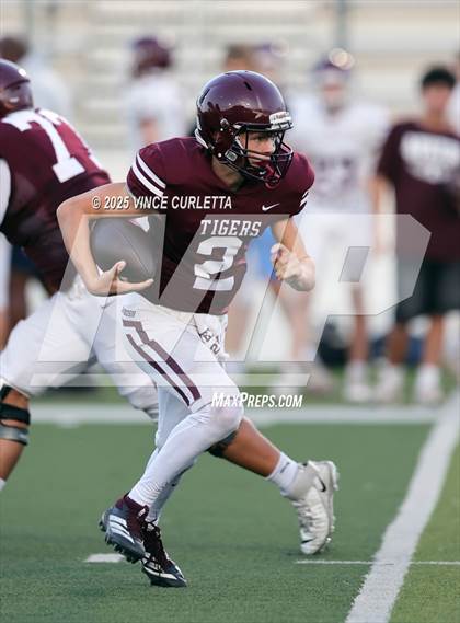 Thumbnail 3 in JV: Austin @ Dripping Springs photogallery.