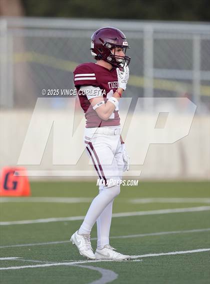 Thumbnail 1 in JV: Austin @ Dripping Springs photogallery.