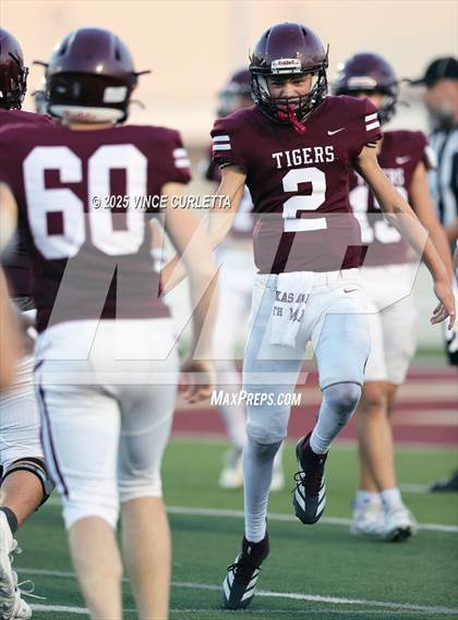 Thumbnail 1 in JV: Austin @ Dripping Springs photogallery.