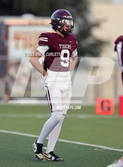 Thumbnail 1 in JV: Austin @ Dripping Springs photogallery.