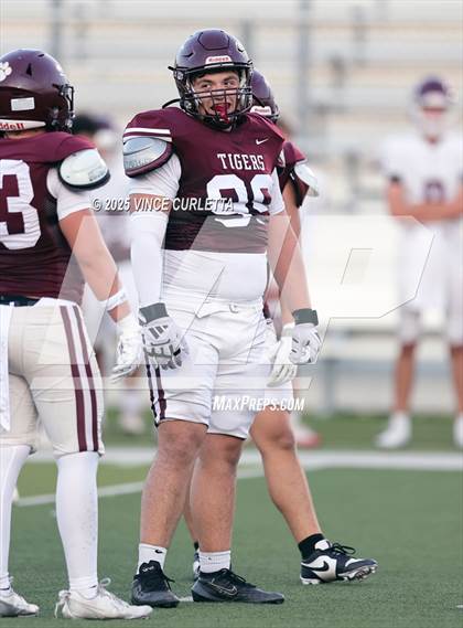Thumbnail 1 in JV: Austin @ Dripping Springs photogallery.