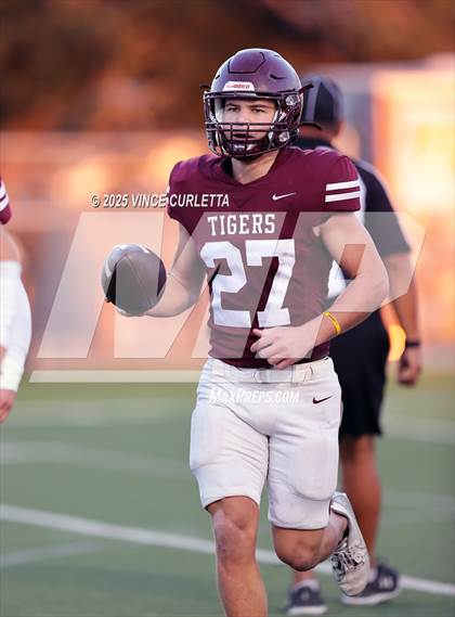 Thumbnail 2 in JV: Austin @ Dripping Springs photogallery.