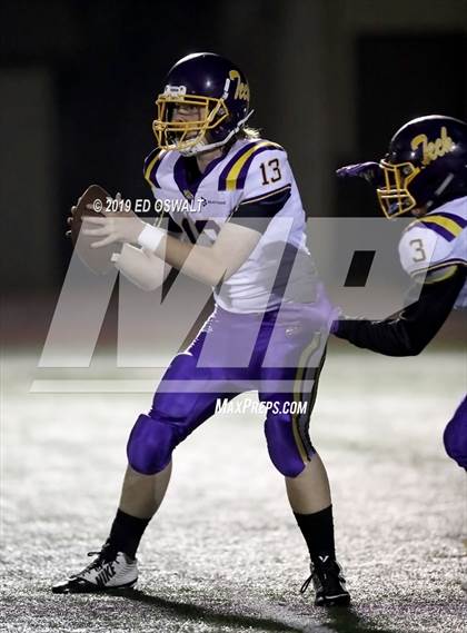 Thumbnail 2 in Oakland Tech @ Skyline (CIF Oakland Section Semifinal) photogallery.