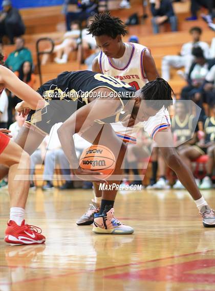 Thumbnail 1 in Kinston @ West Carteret photogallery.