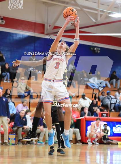 Thumbnail 1 in Kinston @ West Carteret photogallery.