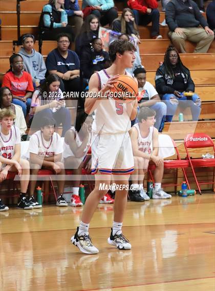 Thumbnail 3 in Kinston @ West Carteret photogallery.