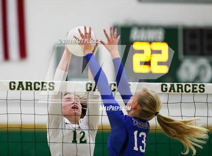 Thumbnail 2 in Frontier @ Garces Memorial photogallery.