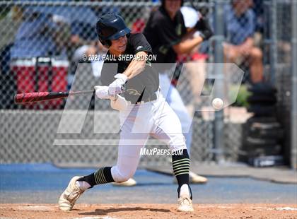 Thumbnail 3 in Mountain Vista vs. Legacy (CHSAA 5A Quarter-Final) photogallery.
