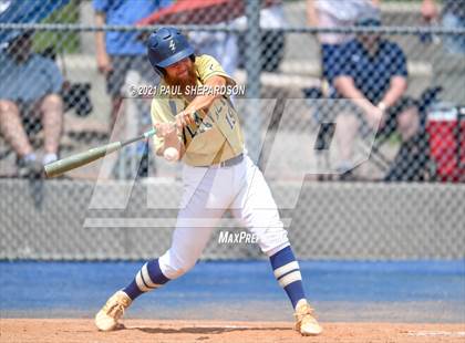 Thumbnail 2 in Mountain Vista vs. Legacy (CHSAA 5A Quarter-Final) photogallery.