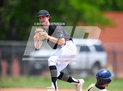 Thumbnail 2 in Mountain Vista vs. Legacy (CHSAA 5A Quarter-Final) photogallery.
