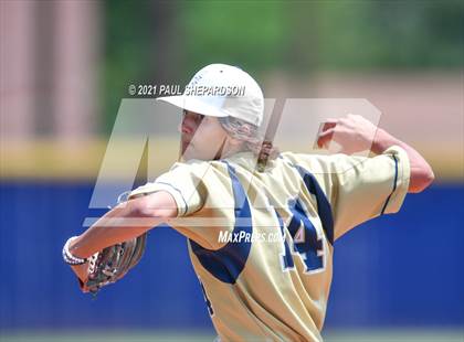 Thumbnail 3 in Mountain Vista vs. Legacy (CHSAA 5A Quarter-Final) photogallery.