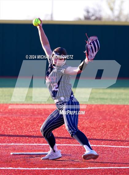 Thumbnail 3 in Aubrey @ Celina photogallery.