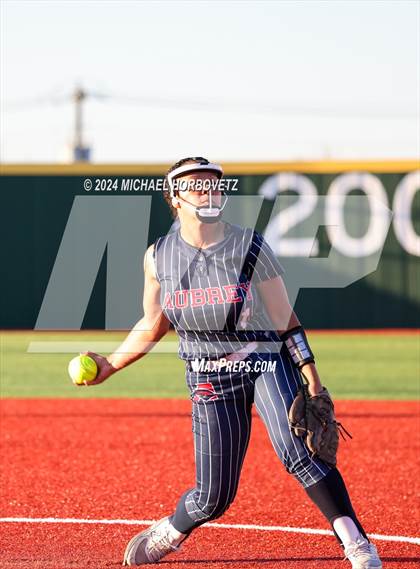 Thumbnail 3 in Aubrey @ Celina photogallery.