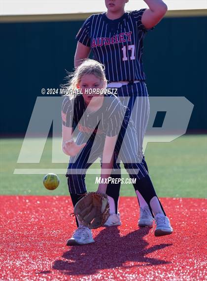 Thumbnail 3 in Aubrey @ Celina photogallery.
