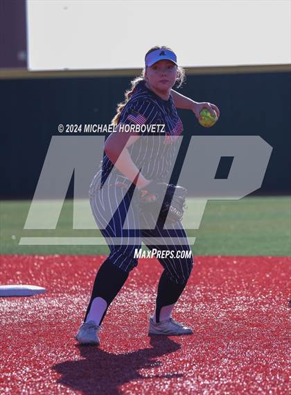 Thumbnail 3 in Aubrey @ Celina photogallery.