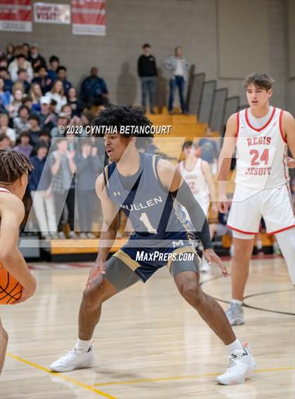 Thumbnail 1 in Regis Jesuit vs Mullen photogallery.