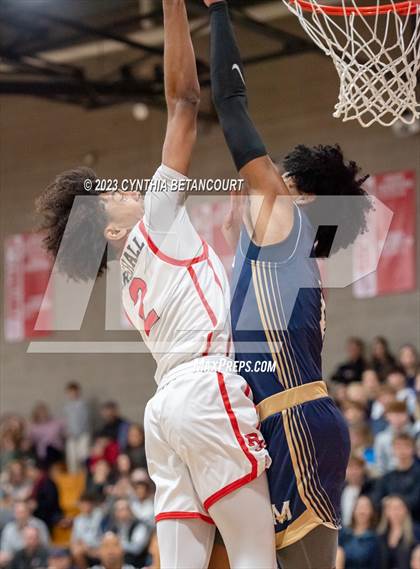 Thumbnail 2 in Regis Jesuit vs Mullen photogallery.