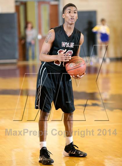 Thumbnail 1 in Sulphur Springs vs Wylie (UIL 4A Bi-District Playoff)  photogallery.