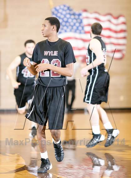 Thumbnail 3 in Sulphur Springs vs Wylie (UIL 4A Bi-District Playoff)  photogallery.
