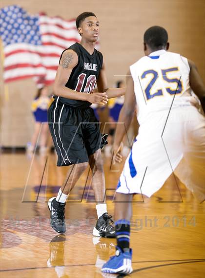 Thumbnail 2 in Sulphur Springs vs Wylie (UIL 4A Bi-District Playoff)  photogallery.