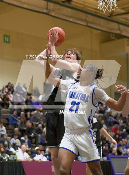 Thumbnail 1 in Saratoga Springs vs. Shenendehowa photogallery.