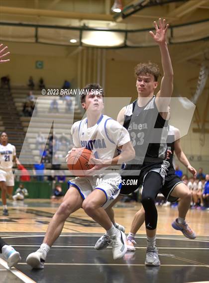 Thumbnail 3 in Saratoga Springs vs. Shenendehowa photogallery.