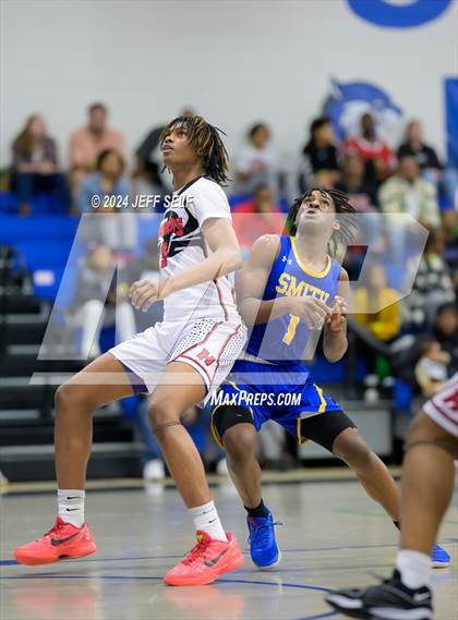 Thumbnail 1 in Hampton vs. Oscar Smith photogallery.