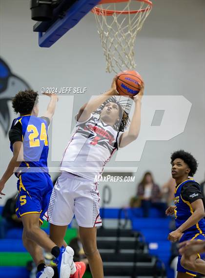 Thumbnail 2 in Hampton vs. Oscar Smith photogallery.