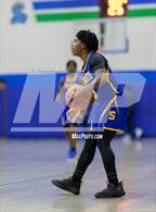 Photo from the gallery "Hampton vs. Oscar Smith"