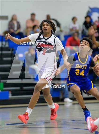 Thumbnail 2 in Hampton vs. Oscar Smith photogallery.