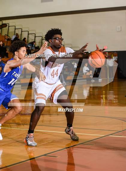 Thumbnail 3 in Katy Taylor vs Dobie (McDonald's Texas Invitational) photogallery.