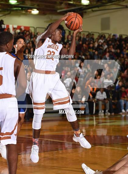 Thumbnail 2 in Katy Taylor vs Dobie (McDonald's Texas Invitational) photogallery.