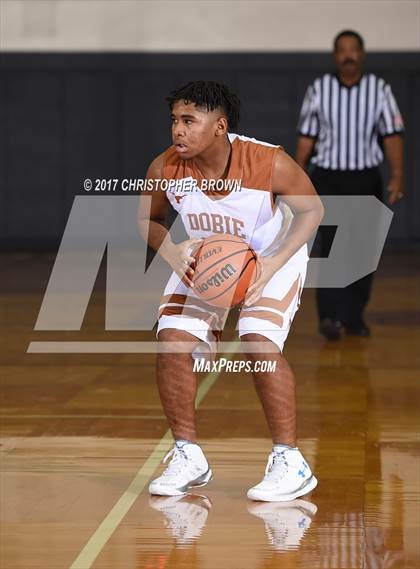 Thumbnail 2 in Katy Taylor vs Dobie (McDonald's Texas Invitational) photogallery.